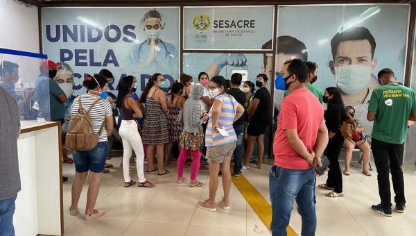 Into registra alto fluxo de pessoas em busca de tratamento contra a covid e a influenza 